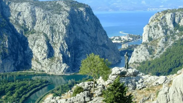 1 Mount Omiska dinara, Croatia (NASLOVNA)
